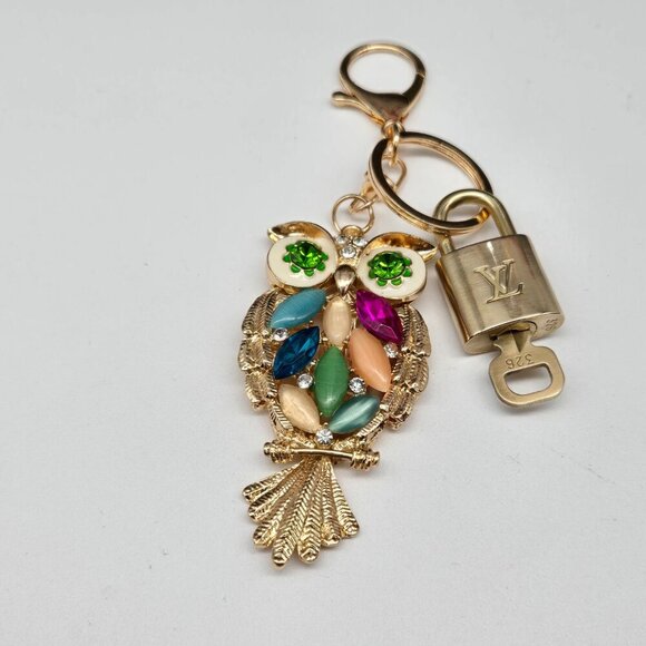 Authentic Louis Vuitton Lock & Key with unbranded Bagcharm, Keycharm, Keychain - Picture 4 of 10